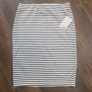 SO Simple Bodycon skirt